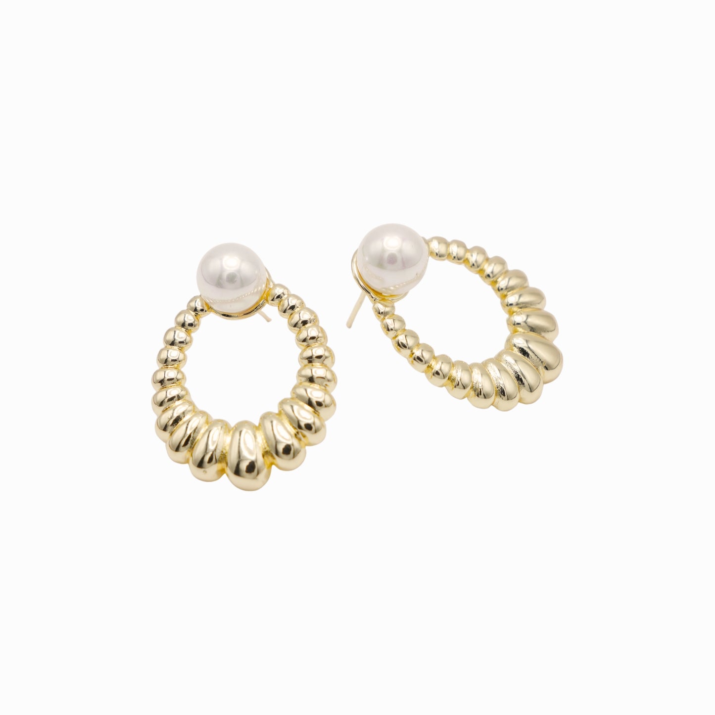 Emilia Studs