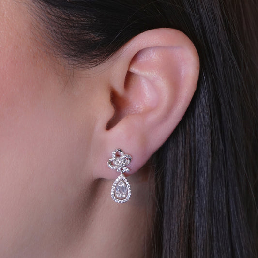 Elisa Studs